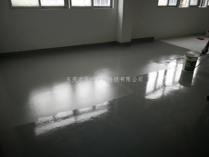 東莞市謝崗工地環氧薄（báo）塗（tú）啞光地（dì）板施工中